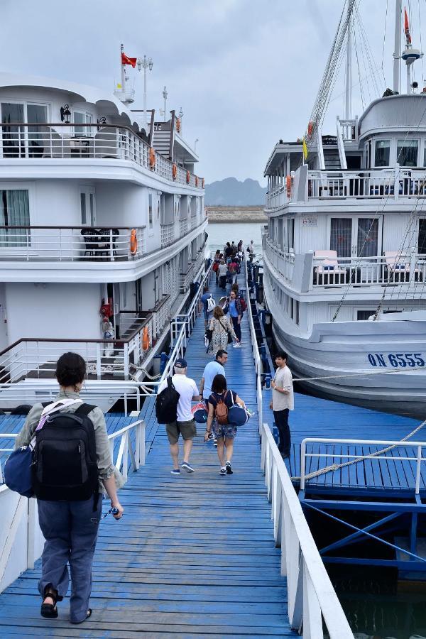 Paradise Sails Cruise Халонг Екстер'єр фото